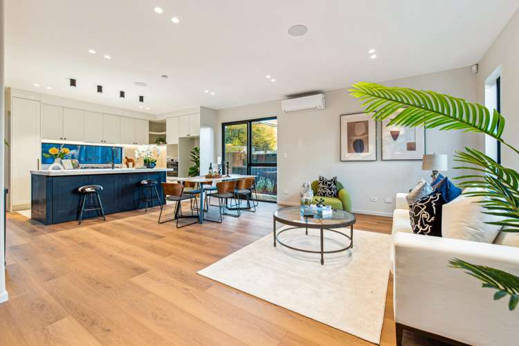 22C Gulf Crest Bucklands Beach_5