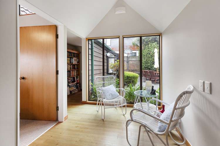 25 Thatcher Crescent Crofton Downs_6