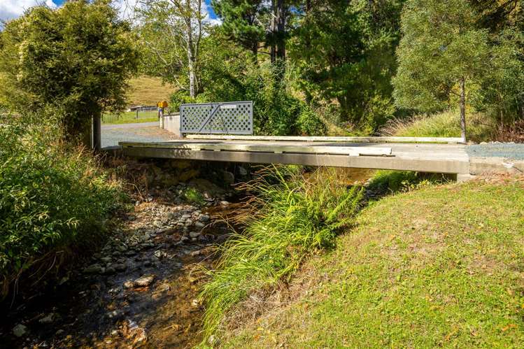 50 Lud Valley Road Hira_26