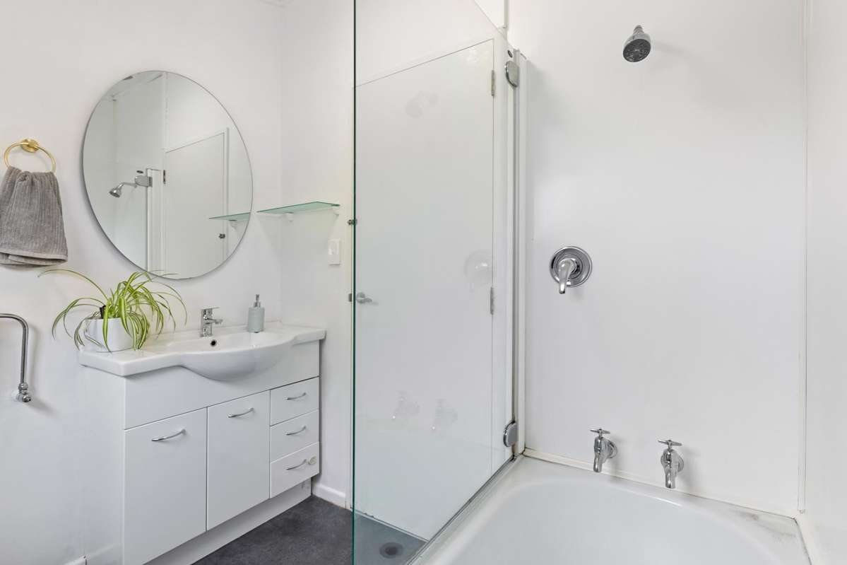 8/21 Islington Street_3