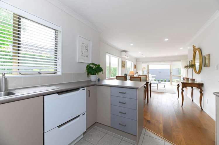 44/1 Piriti Drive Te Atatu Peninsula_10