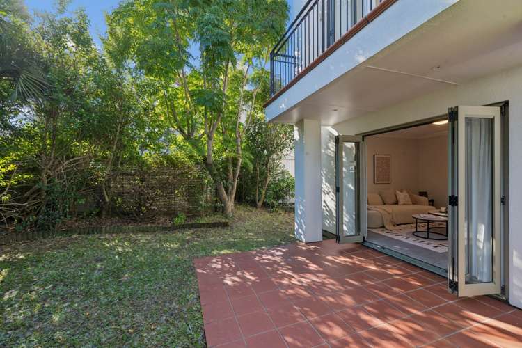 1B Macleans Road Bucklands Beach_19