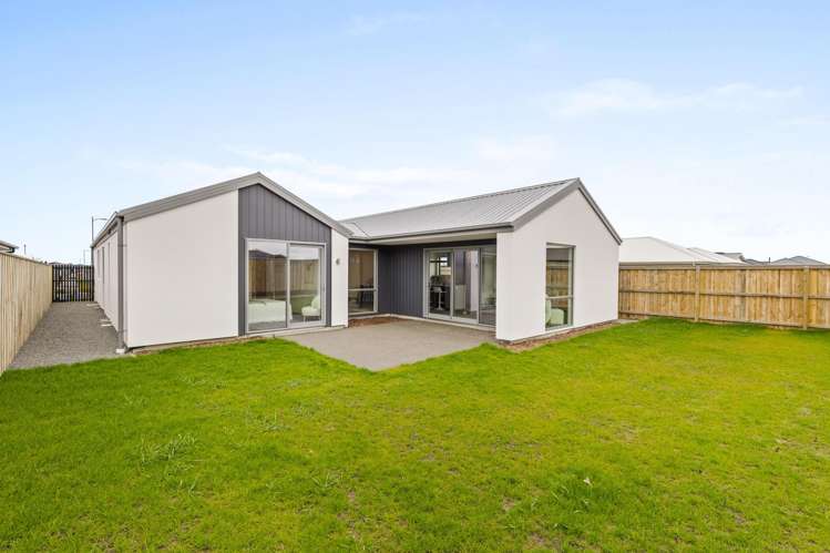 14 Harlequin Drive Rolleston_17
