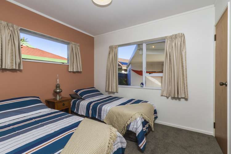 7 Majestic Way The Wood_8