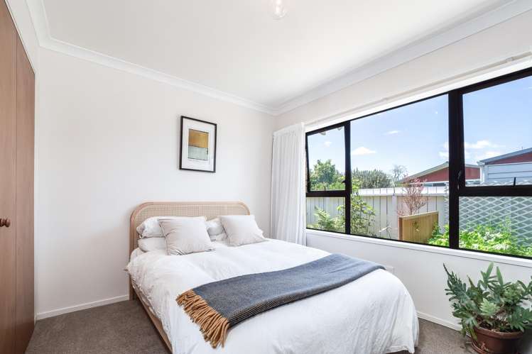 8 Conrad Place Leamington_8