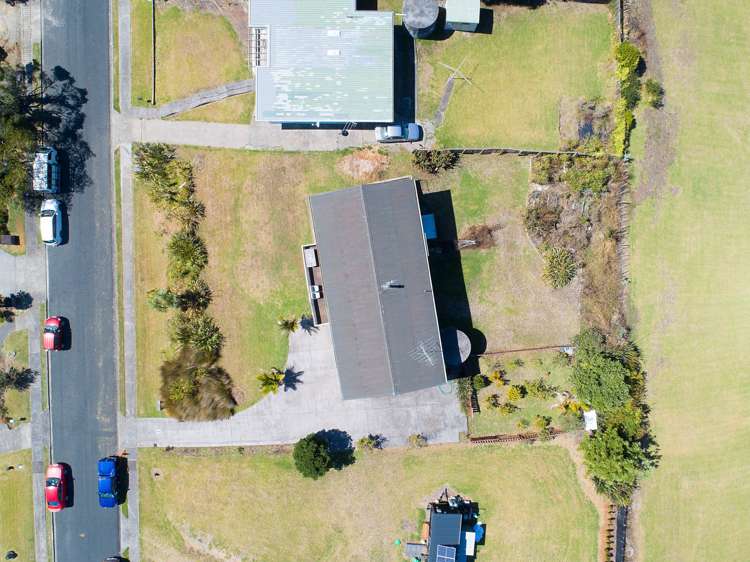 11 Kathy Terrace Stanmore Bay_11