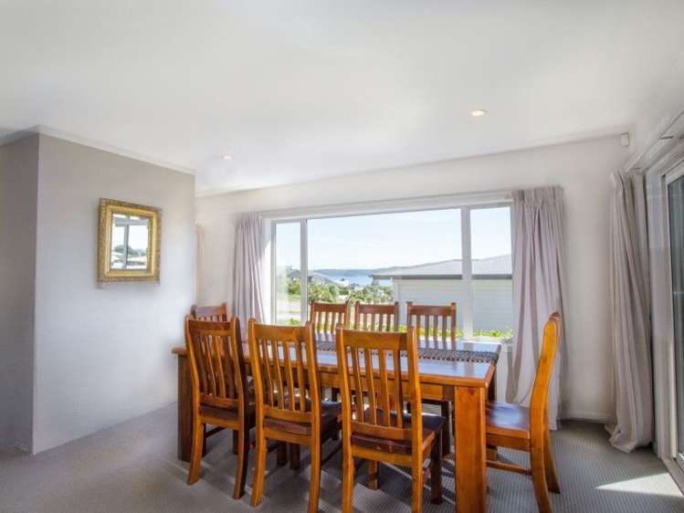 27 Botanical Heights Drive Waipahihi_6