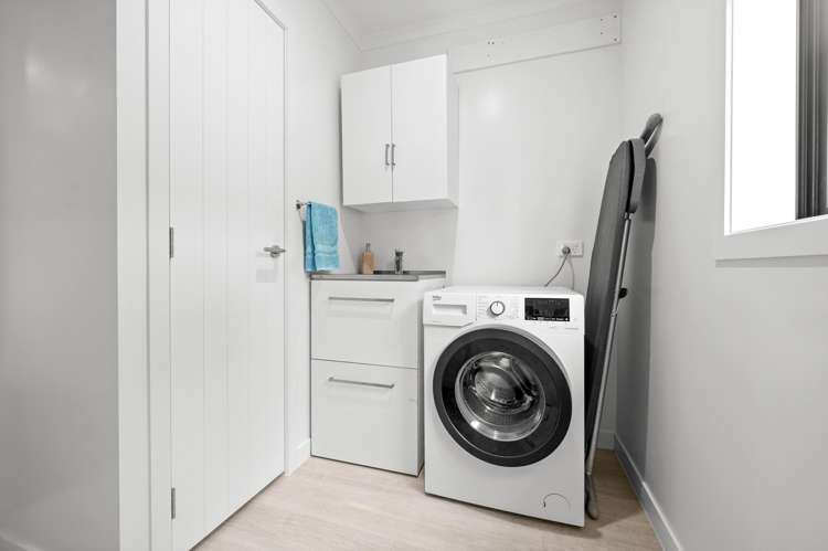 2/13 Manning Street Hamilton Central_14