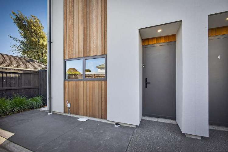 5/13 Goldsmith Place Waltham_6