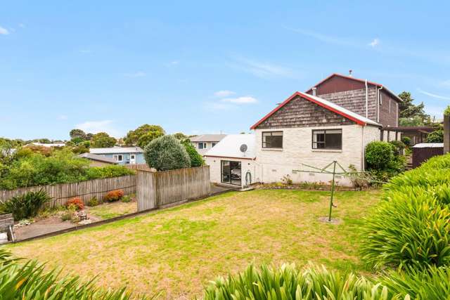 10 Napier Grove Waikanae Beach_2