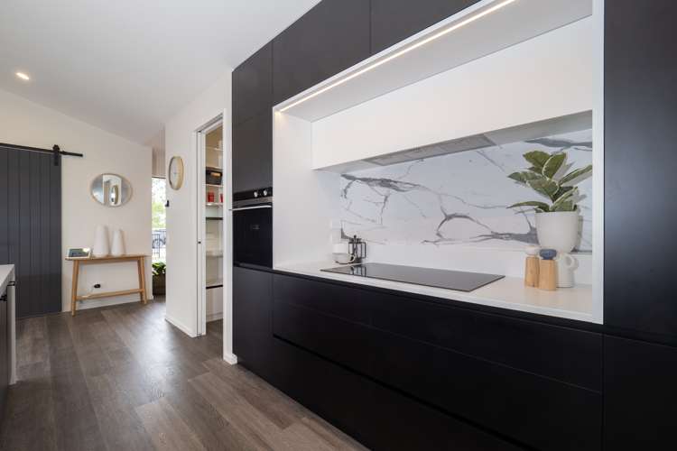 6 Strowan Avenue Elgin_5