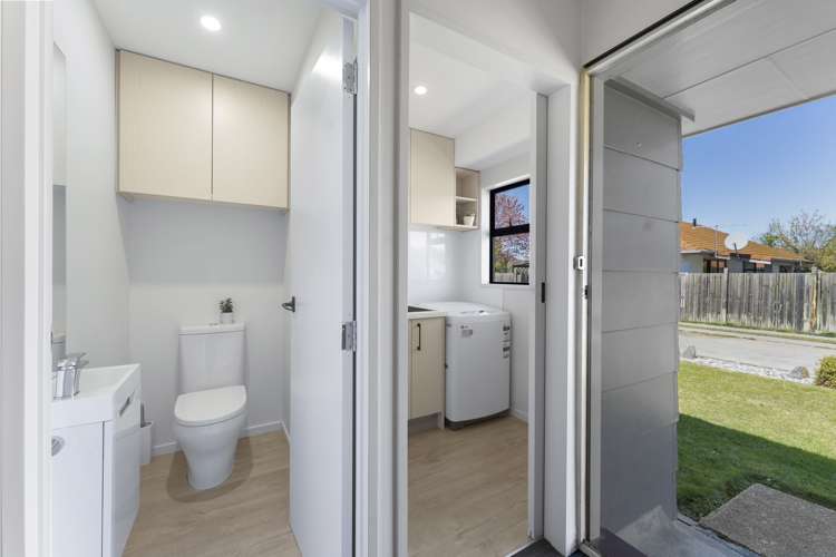 8 Coach Court Cromwell_14