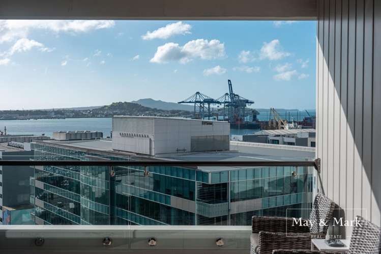 1013/47 Beach Road Auckland Central_18