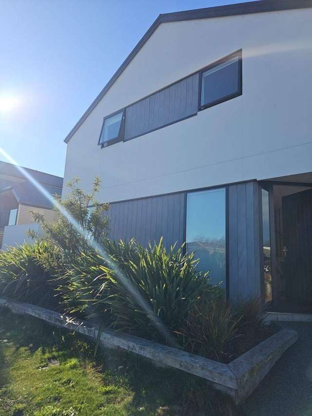 Two Bedroom Townhouse Available for rent - $525 weekly