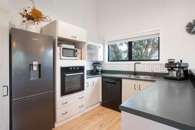 99 Acacia Bay Road_2