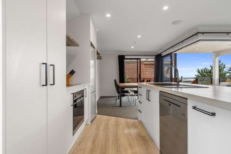 10 Woodford Lane Stoke_8