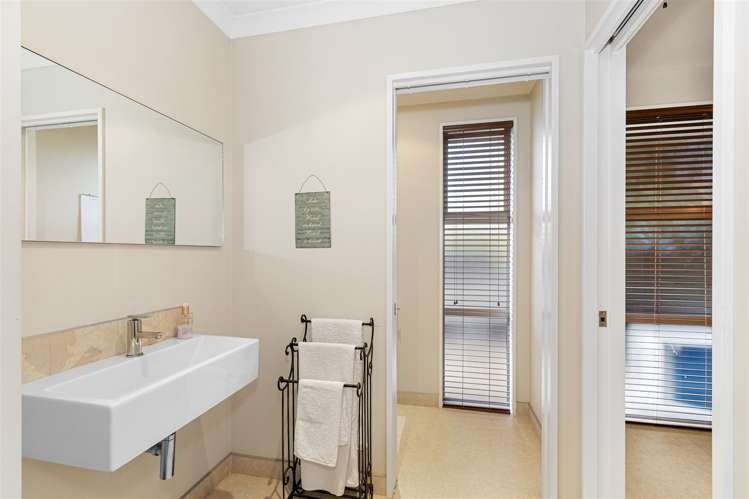 29 Globe Bay Drive Templeton_19