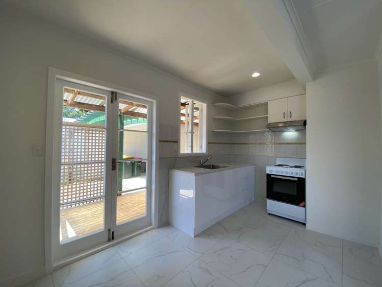 1/6 Northcote Road Takapuna_5