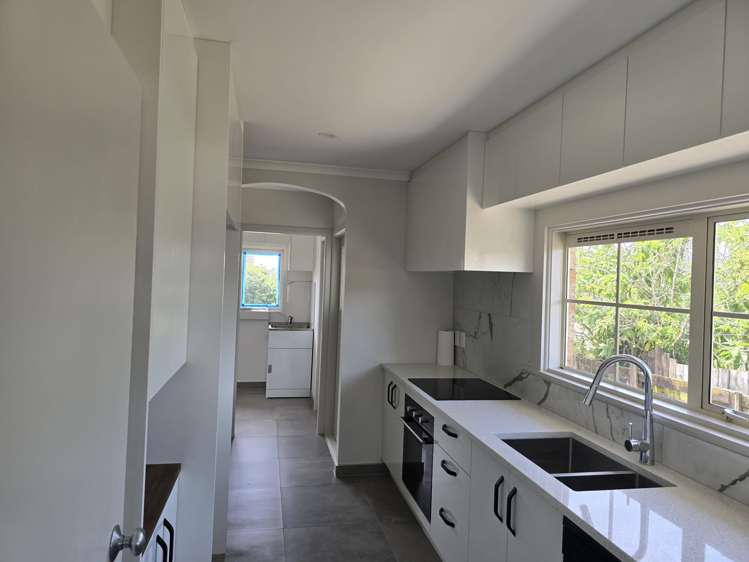 1 Tawa Crescent Manurewa_11