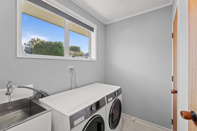 6 Culzean Grove Bell Block_9