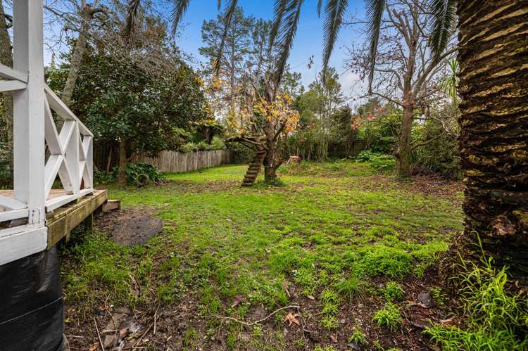 8 Pitcher Place Glen Eden_21