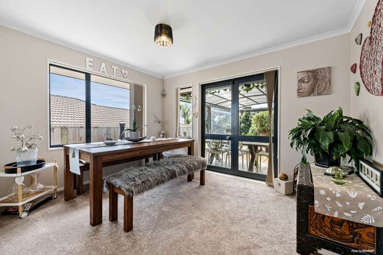 5 Kylie Court Clover Park_12