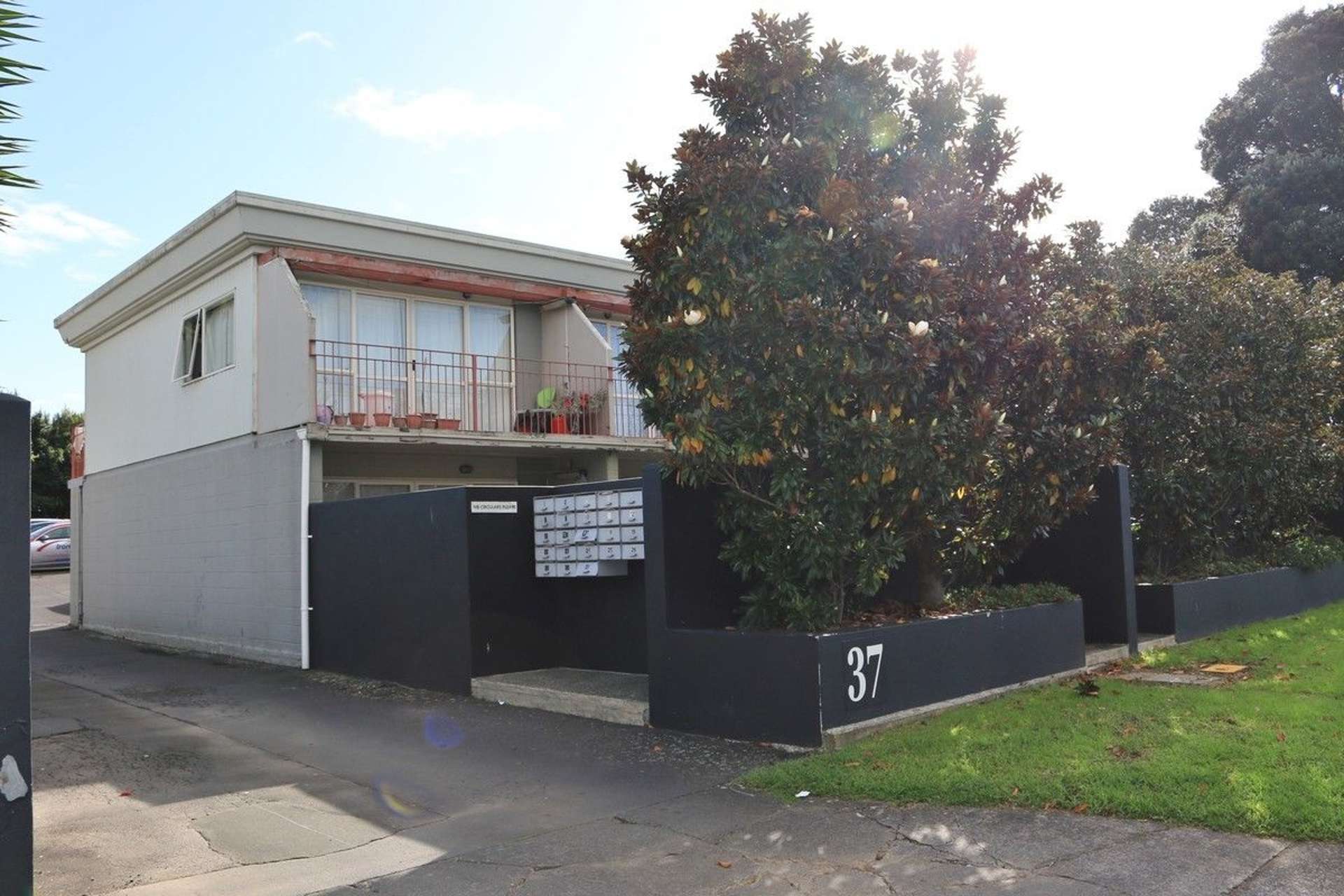 2/37 Ireland Road Mount Wellington_0