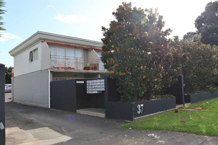 2/37 Ireland Road Mount Wellington_0