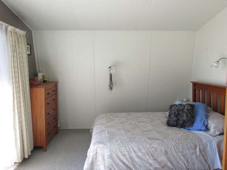 63 Crampton Road Reefton_9