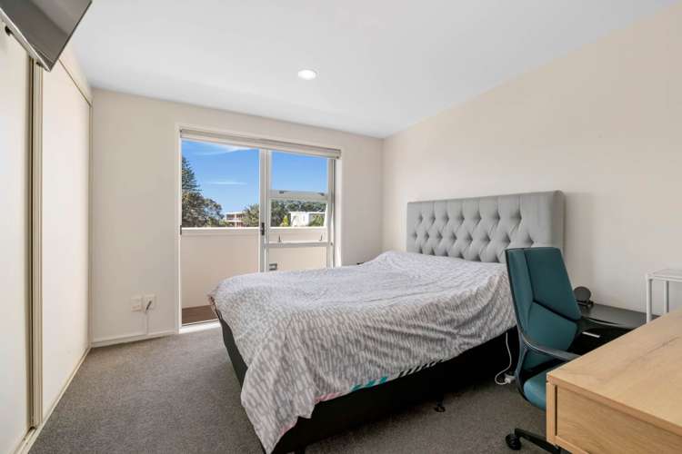 4/3 Riverside Road Orewa_6