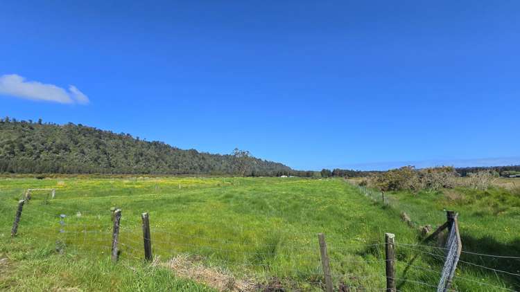 711B La Fontaine Road Harihari_23