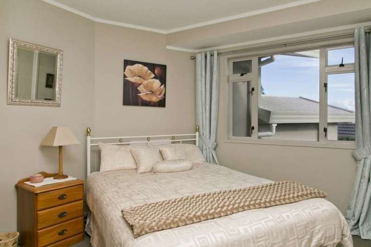 2/40 Shepherd Road Waipahihi_7