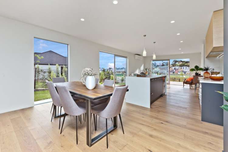 86 Colonial Drive Silverdale_7