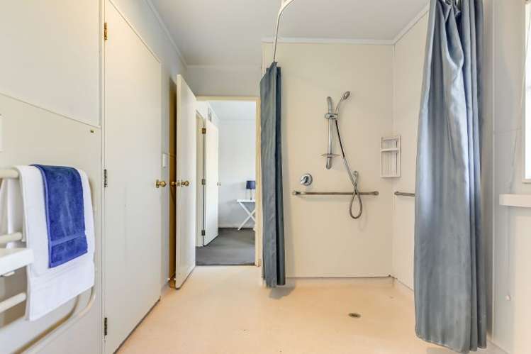 10 Longford Court Forest Lake_14