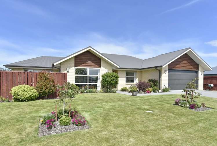 6 Brockelbank Drive Kaiapoi Waimakariri Houses for Sale One Roof