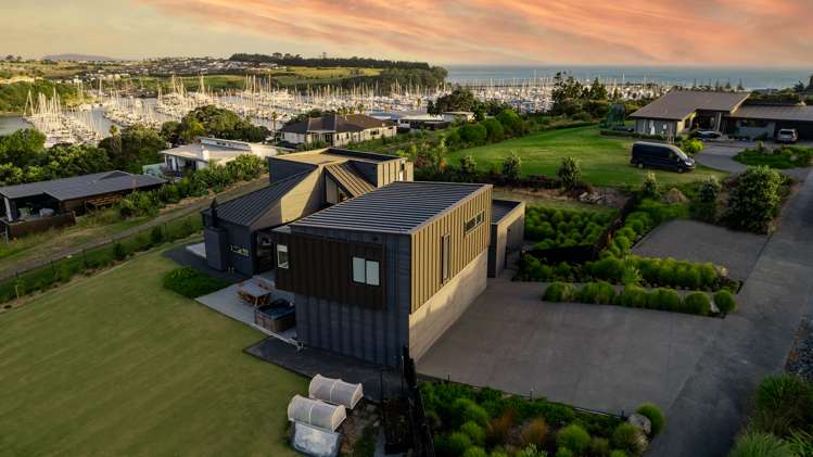 11 Laguna Place Matakatia_33