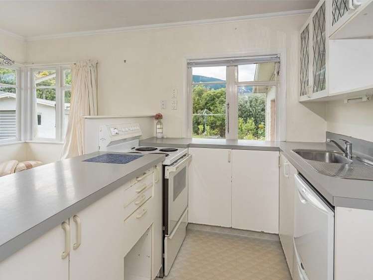 23 Palm Avenue Stoke_10