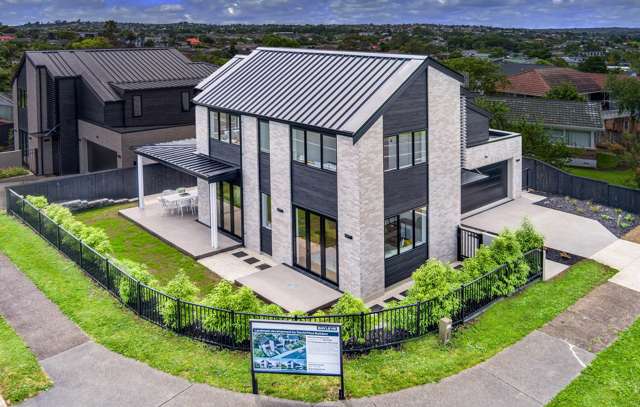 Builder liquidates – Must be sold!