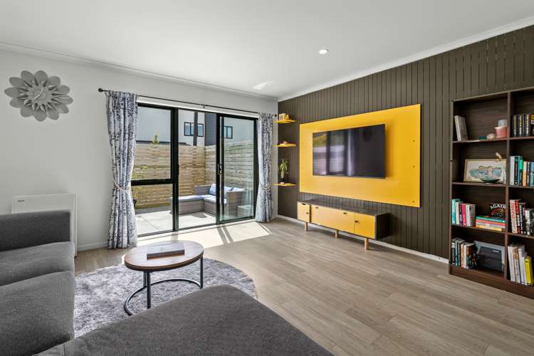 13/9 Surrey Street Tawa_5