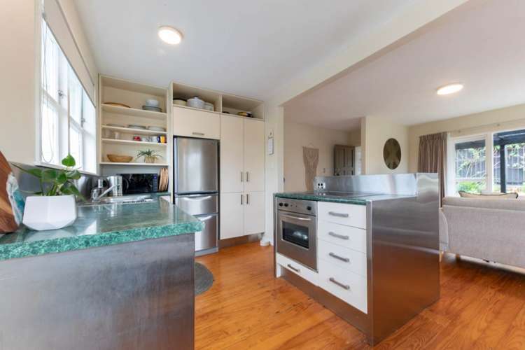 17 Titchener Street New Lynn_7