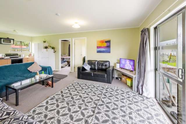 19 Dundas Street Porangahau_4