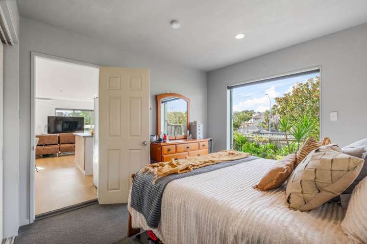 1/369 Whangaparaoa Road Stanmore Bay_6