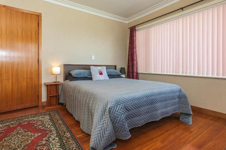 18 Tatahi Street Te Puru_12