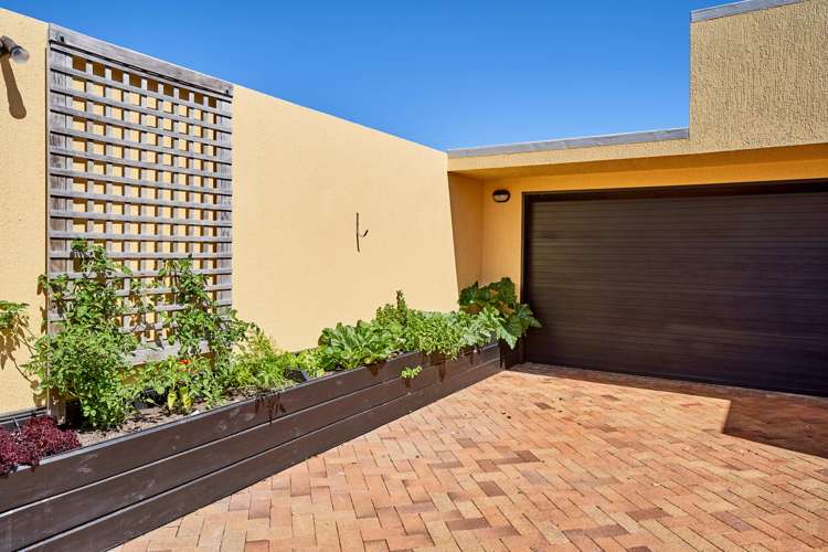 15 Countess Close Maupuia_18