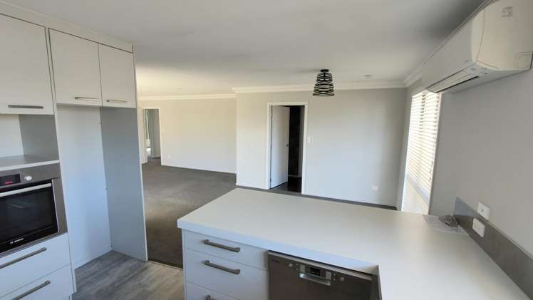 C/32 Lowe Street Avenal_7