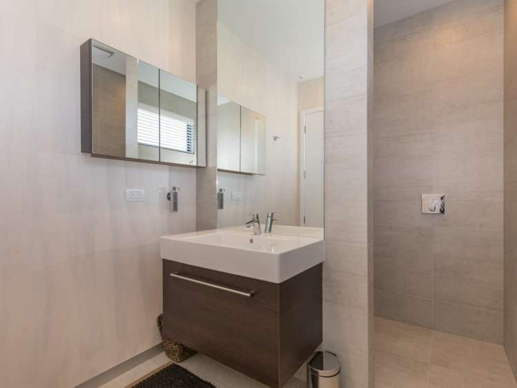 82 Warren Street Wanaka_19