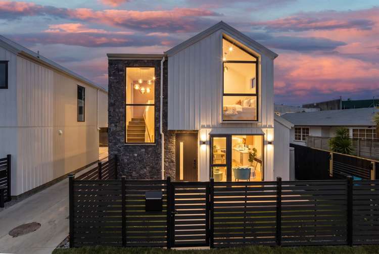 38A-38E Reelick Avenue Pakuranga Heights_0
