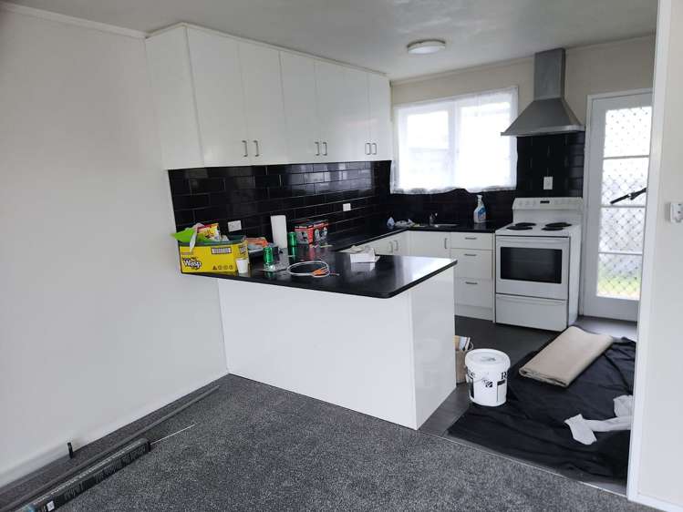 1/222 Edmonton Road Te Atatu South_7