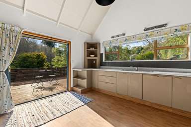 22 Burns Road_4