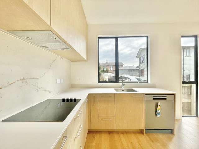 2/131 Rockfield, Road 1814_4